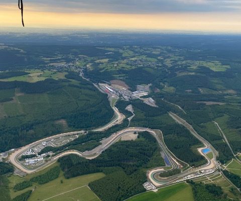 ballonvaart boven circuit Spa Francorchamps met Filva Ballonvaarten - Montgolfière Ardenne